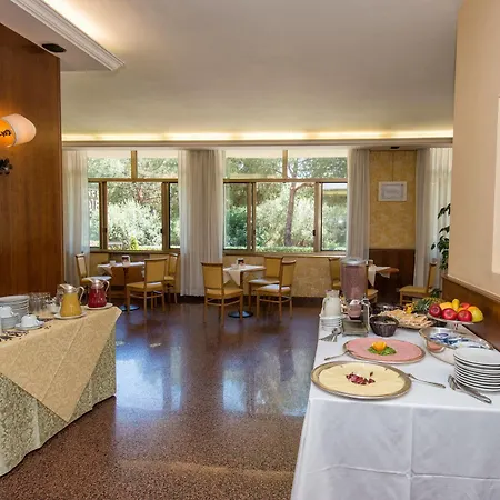 Blanc Et Trois Aparthotel Rome